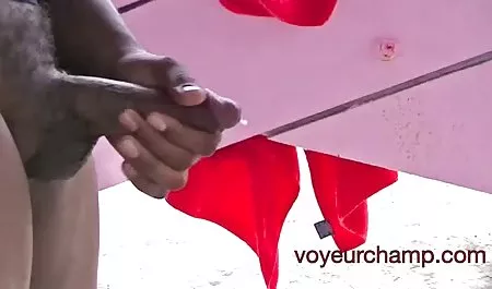 ડબલ-અંત નકલી લોડો મોટી ડિંટ્ડી વાહિયાત ચોદવુ તેના બંને છિદ્રો