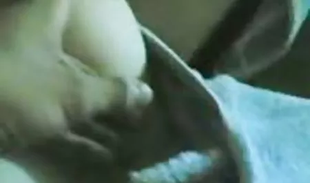 નિયમ પર તેમને બાંધી કિશોર વાહિયાત અંધારામાં કે કિશોરી