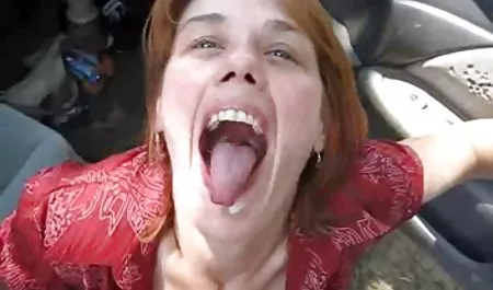 મમ્મી મારે તને ચોદવિ વાહિયાત માં તેલ છે અને છોકરો