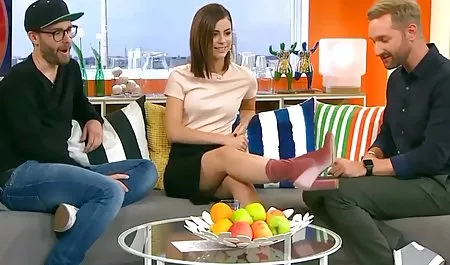 અતિ gymnasts વાહિયાત કામુક સોનેરી વાળ વાળી મગુઇરે નહીં તેના શરીર fucked