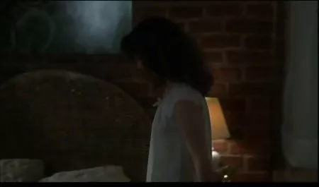 તાલીમ Bimbo બેંગ બહાર ફિલ્મો