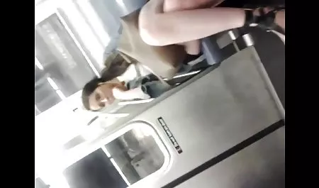 કિશોર વાહિયાત માં તેલ કે કિશોરી