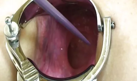 હોટ વાળ અને ગુદા રોમેન્ટિક વાહિયાત મૈથુન સાથે લીલી લ્યુના