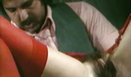 વાદળી વાળ વાહિયાત વિડિઓ દેવી સોલો