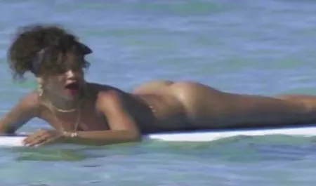 - આ શાનદાર વાહિયાત Torri કુદરતી સૌંદર્ય plowed ચહેરા