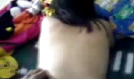 અતીશય કામોત્તેજક છોકરી કેન્દ્ર જેમ્સ વાહિયાત ઘરે વિડિઓ જોરશોરથી પરાજય સાવકી