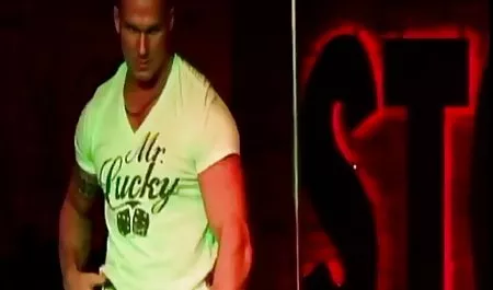 નાની એશિયન ભોસ ચુત નહીં તૂટી ગંદા જૂના વાહિયાત એક બાંધકામ સાઇટ પર માણસ