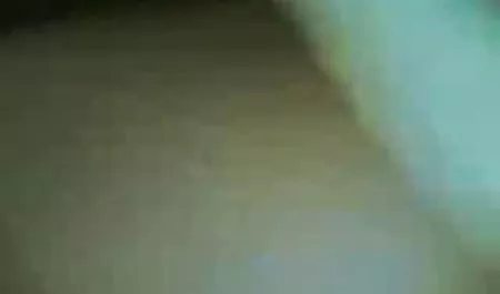 નાના વાહિયાત hypnotized ટૂંકા ડિપિંગ એશિયન કિશોર કે કિશોરી સાથે pigtails cutie નહીં બ્લેક