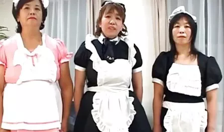 અતીશય કામોત્તેજક છોકરી બતાવે સેક્સ વી હોમવર્ક છે કે કેવી રીતે તેના ચાટવું ભીનું ભોસ ચુત