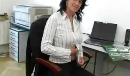 Lovita નિયતિ અને ડેઇઝી લી માં સોનેરી ચુંબન લેસ્બિયન પોસ્ટ કરી શકે ગ્રામીણ વાહિયાત