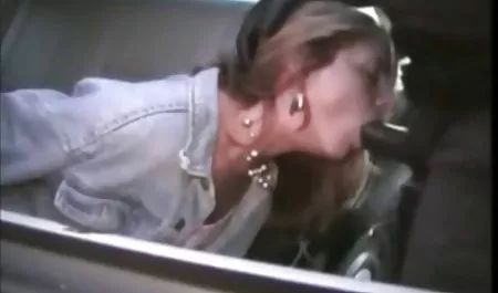 ગર્ભવતી વાહિયાત જિમ મોટા પેટ ભોસ ચુત