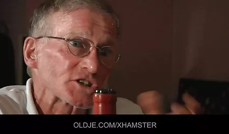 વિતરિત થી જર્મન સુંદર વાહિયાત વિડિઓ