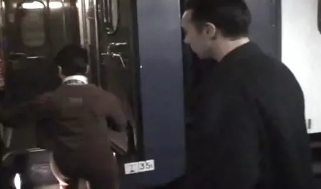 અજ્ઞાત - fucked ખાતે ઇન્ટરવ્યૂ 105