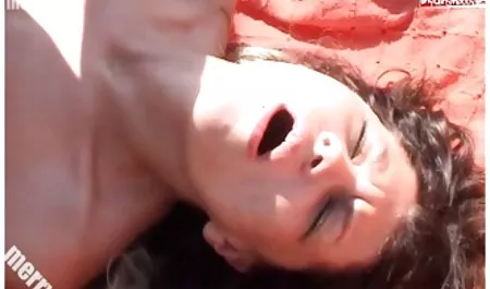 જર્મન પગલું મોમ અને પુત્રી તરીકે સાથે વાહિયાત મોટા કોક્સ કામ વેશ્યા વાહિયાત માં FFM