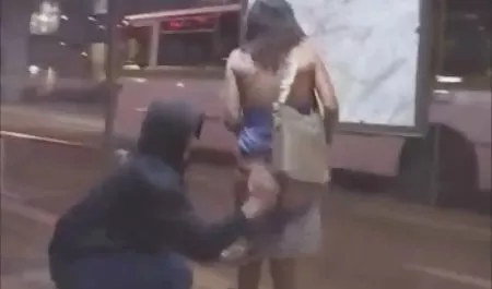 મજા રાત! પત્ની સેક્સ સાથે સ્ત્રીરોગવિજ્ઞાની કાળો લોડો ડીપી W પતિ