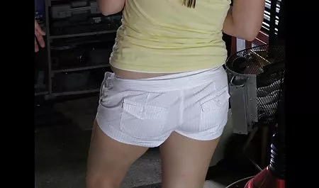 જર્મન સાથે હોટ હોમમેઇડ વાહિયાત પર કેમેરા અને વાળ કન્યાઓ બંધન.