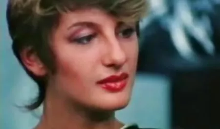 ખાનગી વિડિઓ એની કેક પ્રેમી ઠંડી વાહિયાત