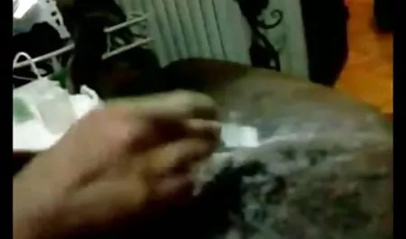 1 2 પર ધ વૂડ્સ માં વાહિયાત ટેપ મૂર્ખ અને ગળુ