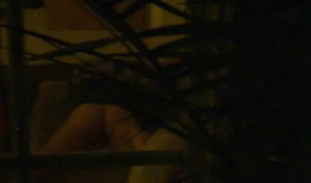 પ્રોડક્શન્સ વાહિયાત બીચ પર nudistkom - પ્રેમ ગાંડ