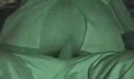 ક્લો ચેરી બાંધી જુઓ વાહિયાત અને fucked પાંચ groomsmen