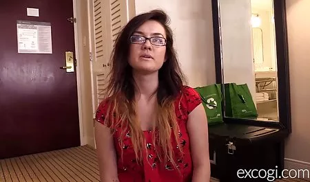 બે કિશોર કે કિશોરી ઉત્તમ નમૂનાના વાહિયાત મોર્મોન બહેનો પોર્ન વિડિયો ભાઈ Steele