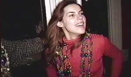 પાર્કિંગ જૂના પુરુષો વાહિયાત ગેરેજ