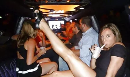 Horny નુ Deauxma વિમાન પરિચારિકા વાહિયાત