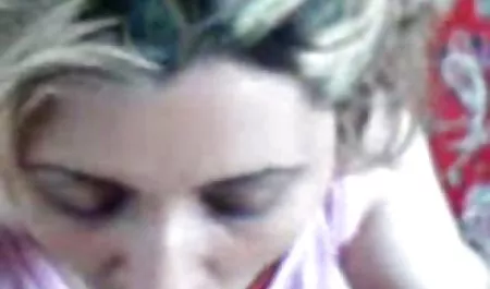 મોટા બોબલા વાળી સેક્સ સાથે પતિ મહિલા નુ seduces કામુક ઓરમાન પુત્ર