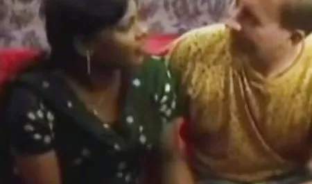 શ્યામા તે વાહિયાત ઉભા બધા કરે છે