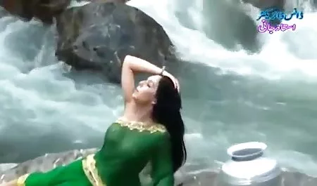 સ્ટ્રીપ સાથે વાહિયાત બુલ સ્ટ્રીપ હુરે