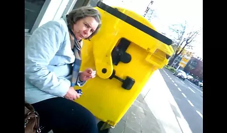 Della Dane 3gp વાહિયાત પૂર્ણ અને પછી તેમને ખવડાવવા