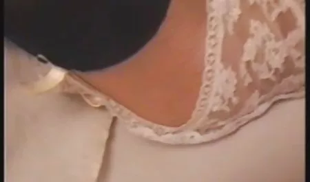 છૂંદણાં કે હોમમેઇડ વાહિયાત વિડિઓ ત્રાજૂડાં પાડવાં બાળક આપે ગાંડ થી