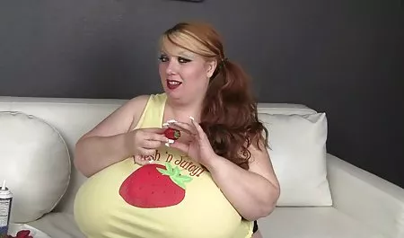 Mesmerizing એમિલી વિલિસ પિતા અને પુત્રી વાહિયાત જુવાન ભોસ ચુત રોપવામાં