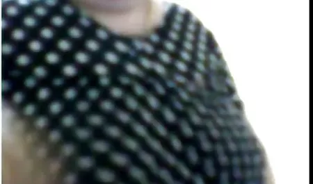 એક દાઢી જૂના માણસ અને યુવાન જેમની begin દિવસ સાથે વાહિયાત ખાનગી સેક્સ