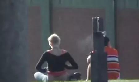 ગૃહિણીઓ માટે પ્રેમ સેક્સ સાથે કોન્ડોમ વાહિયાત રસોડામાં