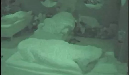 વાતને ફોટો સેક્સ-સક્રિય વિમાન પરિચારિકા વાહિયાત Grannies