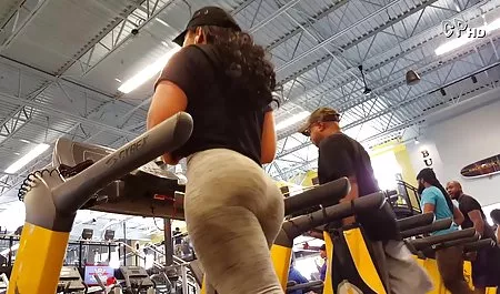 નાજુક સેક્સ trax વિડિઓ છૂંદણાં કે ત્રાજૂડાં પાડવાં કાળી બતાવે છે તેના રસદાર મોટી ડિંટ્ડી